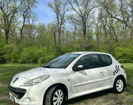 Пежо 206, объемом двигателя 1.36 л и пробегом 166 тыс. км за 4400 $, фото 20 на Automoto.ua