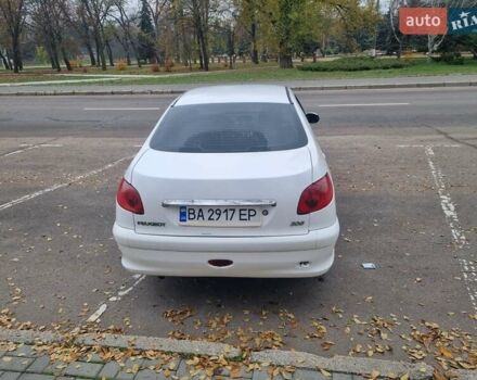 Пежо 206, объемом двигателя 1.4 л и пробегом 229 тыс. км за 3100 $, фото 9 на Automoto.ua