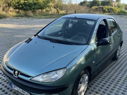 Пежо 206, объемом двигателя 1.6 л и пробегом 100 тыс. км за 1600 $, фото 1 на Automoto.ua