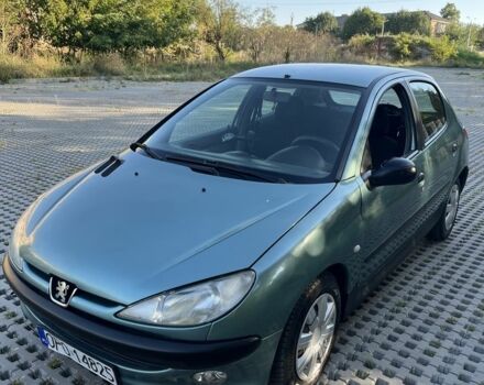 Пежо 206, объемом двигателя 1.6 л и пробегом 100 тыс. км за 1600 $, фото 1 на Automoto.ua