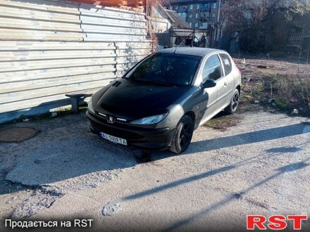 Пежо 206, объемом двигателя 1.4 л и пробегом 364 тыс. км за 3400 $, фото 1 на Automoto.ua
