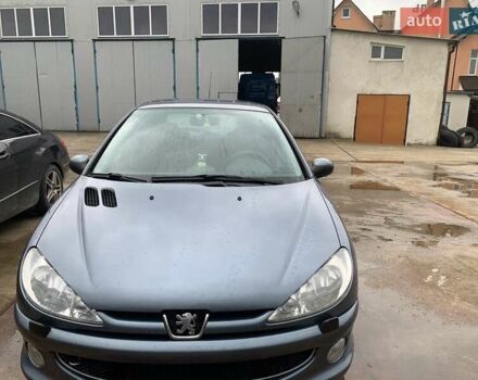 Пежо 206, объемом двигателя 1.6 л и пробегом 127 тыс. км за 3500 $, фото 1 на Automoto.ua