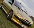 Желтый Пежо 206, объемом двигателя 1.4 л и пробегом 212 тыс. км за 3340 $, фото 1 на Automoto.ua