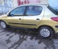 Жовтий Пежо 206, об'ємом двигуна 1.4 л та пробігом 210 тис. км за 2200 $, фото 1 на Automoto.ua