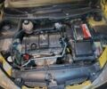 Желтый Пежо 206, объемом двигателя 1.6 л и пробегом 260 тыс. км за 3200 $, фото 8 на Automoto.ua