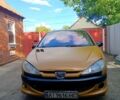 Желтый Пежо 206, объемом двигателя 1.4 л и пробегом 0 тыс. км за 2900 $, фото 1 на Automoto.ua