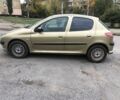 Жовтий Пежо 206, об'ємом двигуна 1.4 л та пробігом 200 тис. км за 3000 $, фото 2 на Automoto.ua