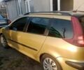 Жовтий Пежо 206, об'ємом двигуна 1.4 л та пробігом 344 тис. км за 2300 $, фото 1 на Automoto.ua