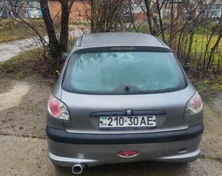 Сірий Пежо 206, об'ємом двигуна 1.4 л та пробігом 111 тис. км за 1500 $, фото 2 на Automoto.ua