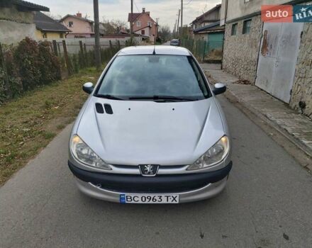 Серый Пежо 206, объемом двигателя 1.39 л и пробегом 289 тыс. км за 2450 $, фото 6 на Automoto.ua
