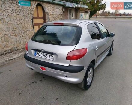 Серый Пежо 206, объемом двигателя 1.39 л и пробегом 289 тыс. км за 2750 $, фото 14 на Automoto.ua