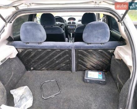 Серый Пежо 206, объемом двигателя 1.39 л и пробегом 289 тыс. км за 2450 $, фото 28 на Automoto.ua