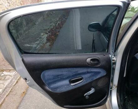 Серый Пежо 206, объемом двигателя 1.39 л и пробегом 289 тыс. км за 2450 $, фото 24 на Automoto.ua