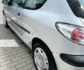 Серый Пежо 206, объемом двигателя 1.36 л и пробегом 147 тыс. км за 2700 $, фото 2 на Automoto.ua