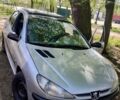 Сірий Пежо 206, об'ємом двигуна 1.4 л та пробігом 190 тис. км за 3300 $, фото 7 на Automoto.ua