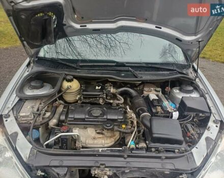 Серый Пежо 206, объемом двигателя 1.36 л и пробегом 230 тыс. км за 2349 $, фото 16 на Automoto.ua