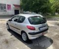 Сірий Пежо 206, об'ємом двигуна 1.1 л та пробігом 211 тис. км за 2000 $, фото 2 на Automoto.ua