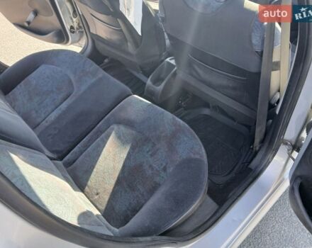 Сірий Пежо 206, об'ємом двигуна 1.4 л та пробігом 230 тис. км за 3000 $, фото 12 на Automoto.ua