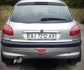 Серый Пежо 206, объемом двигателя 1.4 л и пробегом 205 тыс. км за 2950 $, фото 3 на Automoto.ua