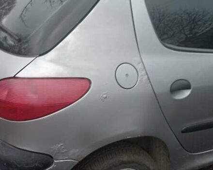 Сірий Пежо 206, об'ємом двигуна 1.4 л та пробігом 210 тис. км за 3200 $, фото 6 на Automoto.ua