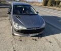 Серый Пежо 206, объемом двигателя 1.4 л и пробегом 160 тыс. км за 2200 $, фото 1 на Automoto.ua