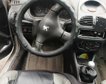 Серый Пежо 206, объемом двигателя 2 л и пробегом 300 тыс. км за 1500 $, фото 5 на Automoto.ua