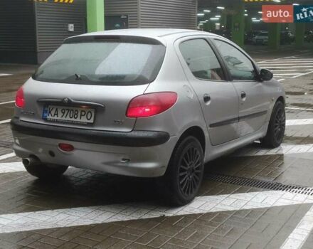 Сірий Пежо 206, об'ємом двигуна 1.36 л та пробігом 340 тис. км за 2950 $, фото 2 на Automoto.ua