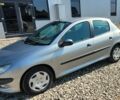 Серый Пежо 206, объемом двигателя 1.6 л и пробегом 283 тыс. км за 3100 $, фото 1 на Automoto.ua
