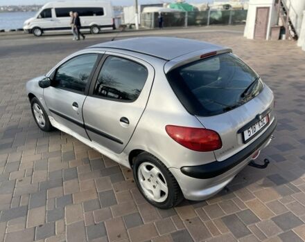Серый Пежо 206, объемом двигателя 1.9 л и пробегом 200 тыс. км за 1299 $, фото 3 на Automoto.ua