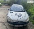 Сірий Пежо 206, об'ємом двигуна 2 л та пробігом 278 тис. км за 2750 $, фото 1 на Automoto.ua