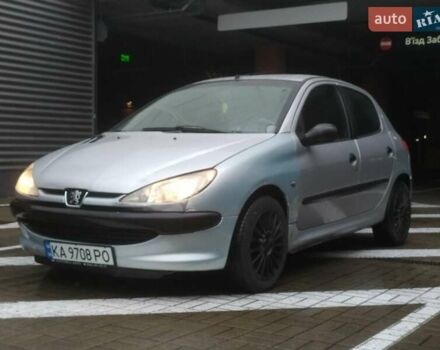 Сірий Пежо 206, об'ємом двигуна 1.36 л та пробігом 340 тис. км за 2950 $, фото 6 на Automoto.ua