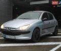 Сірий Пежо 206, об'ємом двигуна 1.36 л та пробігом 340 тис. км за 2950 $, фото 6 на Automoto.ua