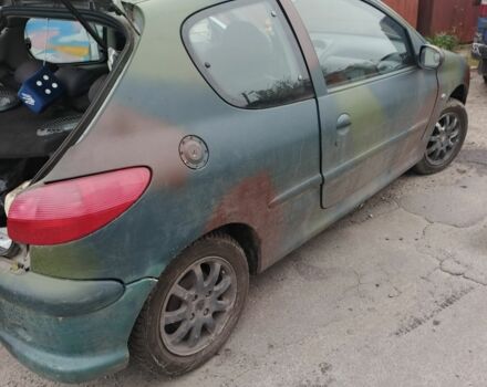 Серый Пежо 206, объемом двигателя 2 л и пробегом 300 тыс. км за 1500 $, фото 1 на Automoto.ua