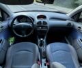 Серый Пежо 206, объемом двигателя 1.4 л и пробегом 204 тыс. км за 2900 $, фото 5 на Automoto.ua