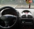 Сірий Пежо 206, об'ємом двигуна 1.36 л та пробігом 340 тис. км за 2950 $, фото 27 на Automoto.ua
