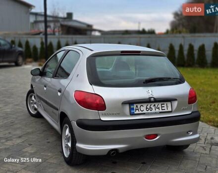 Серый Пежо 206, объемом двигателя 1.4 л и пробегом 221 тыс. км за 2450 $, фото 34 на Automoto.ua