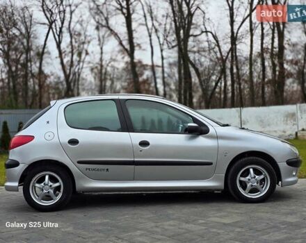 Серый Пежо 206, объемом двигателя 1.4 л и пробегом 221 тыс. км за 2450 $, фото 8 на Automoto.ua