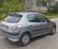 Сірий Пежо 206, об'ємом двигуна 1.4 л та пробігом 240 тис. км за 3700 $, фото 3 на Automoto.ua