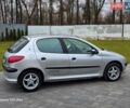 Серый Пежо 206, объемом двигателя 1.4 л и пробегом 221 тыс. км за 2450 $, фото 9 на Automoto.ua