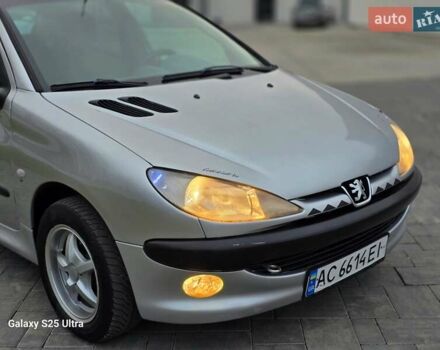 Серый Пежо 206, объемом двигателя 1.4 л и пробегом 221 тыс. км за 2450 $, фото 29 на Automoto.ua