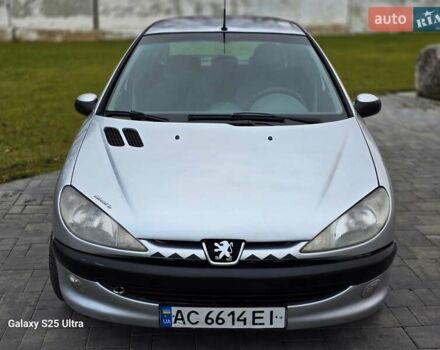 Серый Пежо 206, объемом двигателя 1.4 л и пробегом 221 тыс. км за 2450 $, фото 25 на Automoto.ua