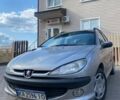 Сірий Пежо 206, об'ємом двигуна 1.36 л та пробігом 220 тис. км за 2450 $, фото 1 на Automoto.ua