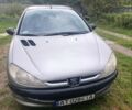 Серый Пежо 206, объемом двигателя 1.1 л и пробегом 200 тыс. км за 2800 $, фото 1 на Automoto.ua