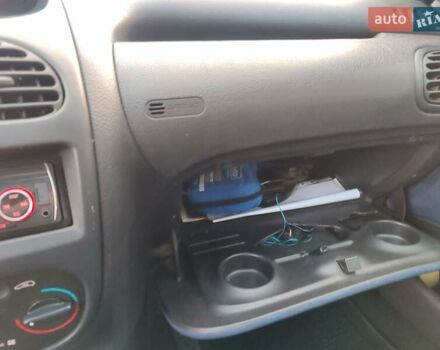 Серый Пежо 206, объемом двигателя 1.12 л и пробегом 154 тыс. км за 2900 $, фото 14 на Automoto.ua