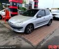 Серый Пежо 206, объемом двигателя 1.6 л и пробегом 310 тыс. км за 2200 $, фото 1 на Automoto.ua