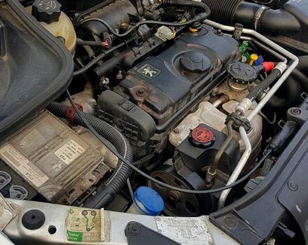 Сірий Пежо 206, об'ємом двигуна 1.4 л та пробігом 150 тис. км за 4200 $, фото 9 на Automoto.ua