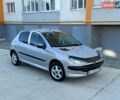 Серый Пежо 206, объемом двигателя 1.4 л и пробегом 230 тыс. км за 1999 $, фото 1 на Automoto.ua