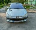 Сірий Пежо 206, об'ємом двигуна 1.4 л та пробігом 200 тис. км за 2399 $, фото 2 на Automoto.ua
