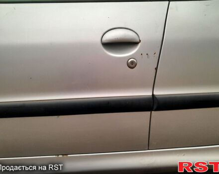 Серый Пежо 206, объемом двигателя 1.9 л и пробегом 308 тыс. км за 2500 $, фото 5 на Automoto.ua