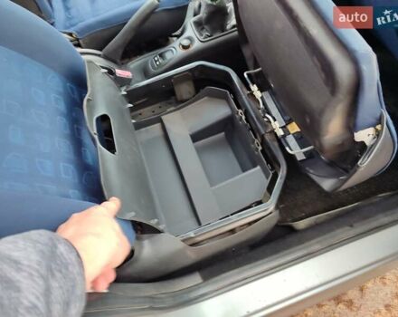 Серый Пежо 206, объемом двигателя 1.12 л и пробегом 154 тыс. км за 2900 $, фото 16 на Automoto.ua